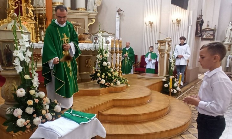 В неділю 14 серпня....