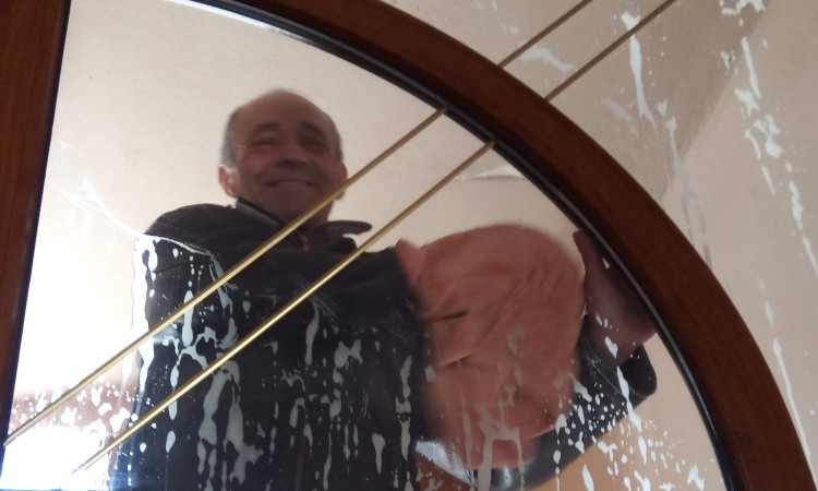 Прибирання храму