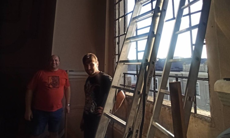 Праця в Храмі