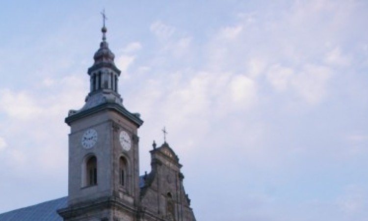 Ремонт вежі костела