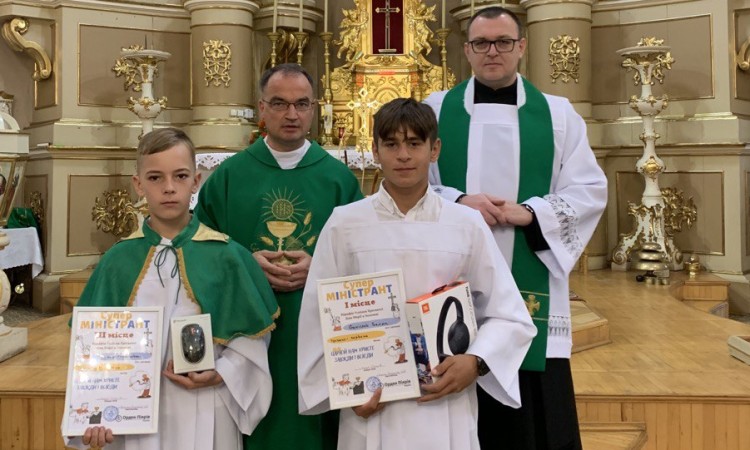 Найкращі міністранти